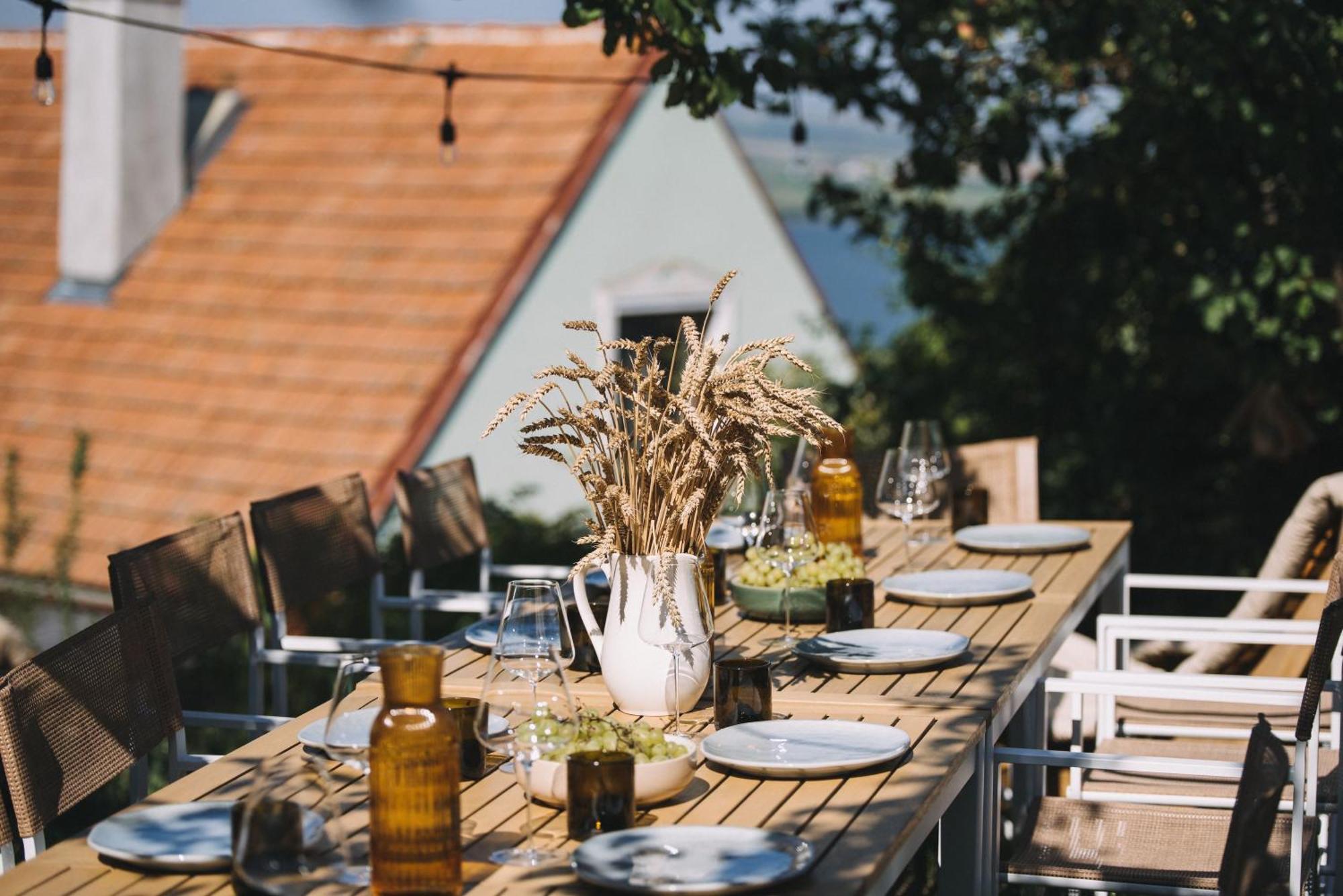 파블로프 Marinada Vinicni Dum B&B 외부 사진
